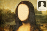Mona Lisa Painting Face in Hole